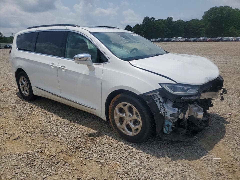 2022 CHRYSLER PACIFICA LIMITED 4