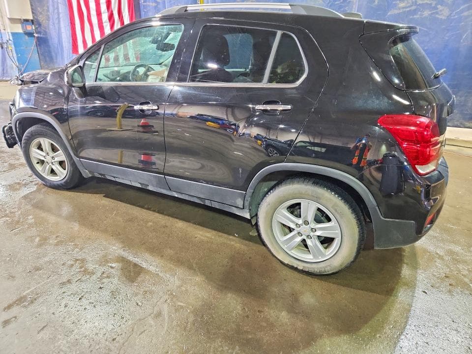 2020 CHEVROLET TRAX 1LT 2