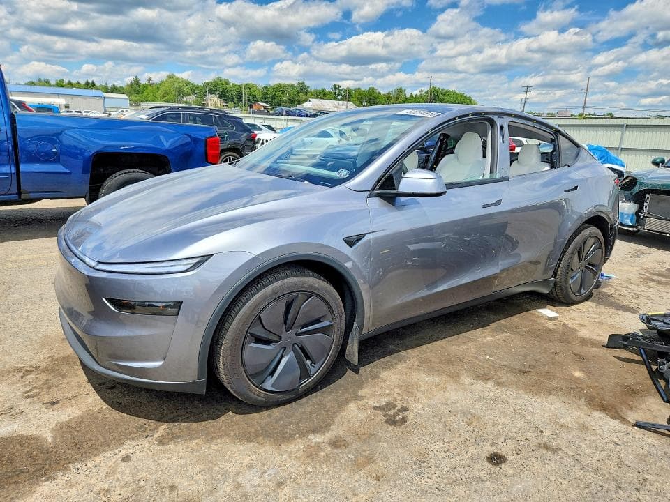 2026 TESLA MODEL Y - 1