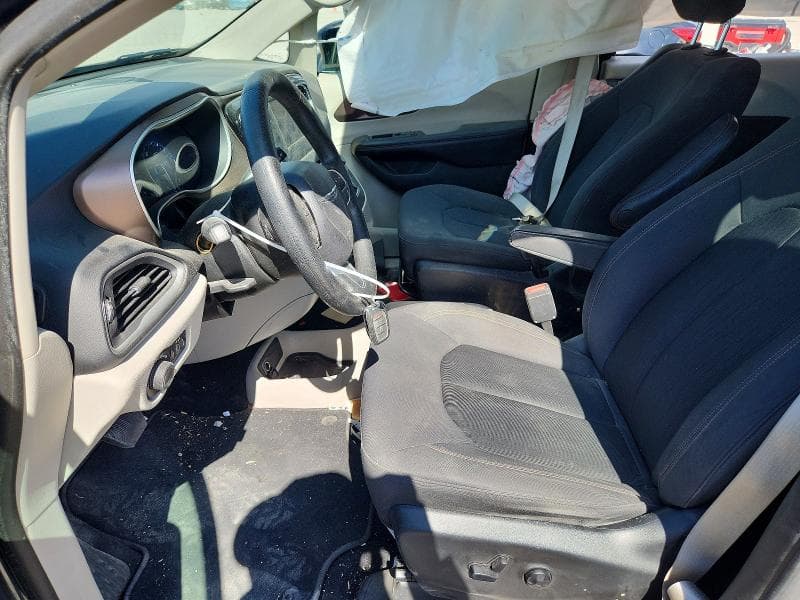 2019 CHRYSLER PACIFICA LX 7