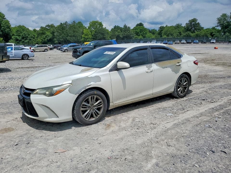 2015 TOYOTA CAMRY