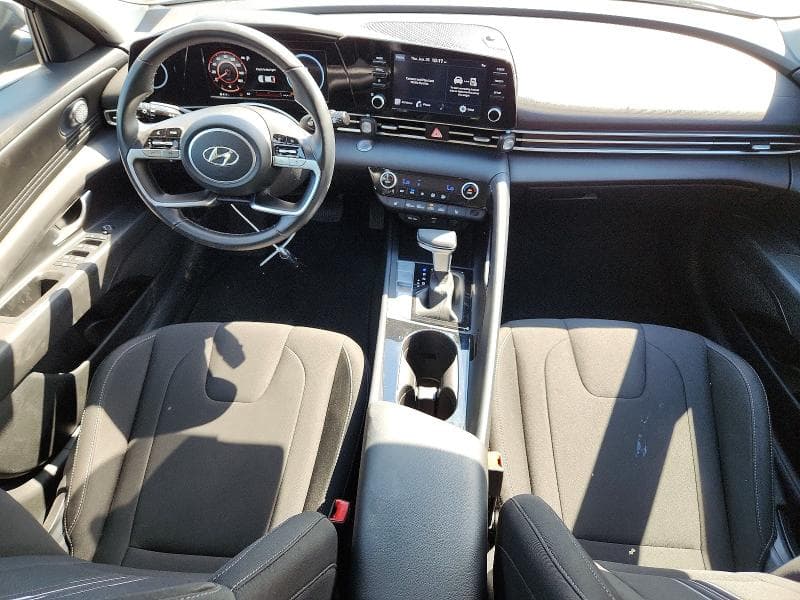 2022 HYUNDAI ELANTRA SEL 8