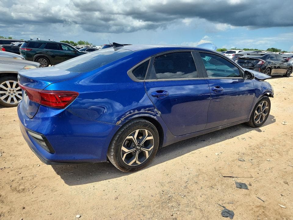 2021 KIA FORTE 3