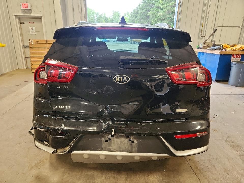 2017 KIA NIRO FE 6