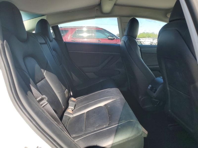 2022 TESLA MODEL 3 10