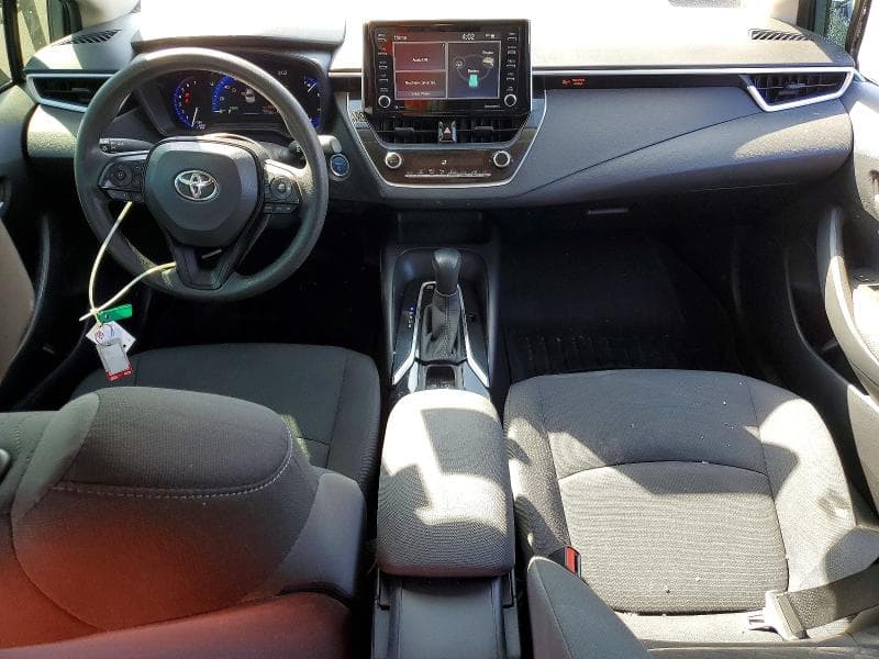 2021 TOYOTA COROLLA LE 8
