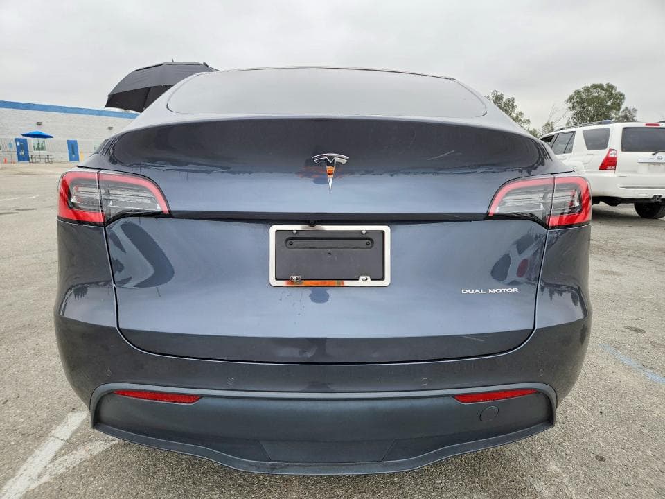 2021 TESLA MODEL Y 6