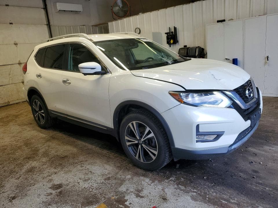 2017 NISSAN ROGUE SL 4