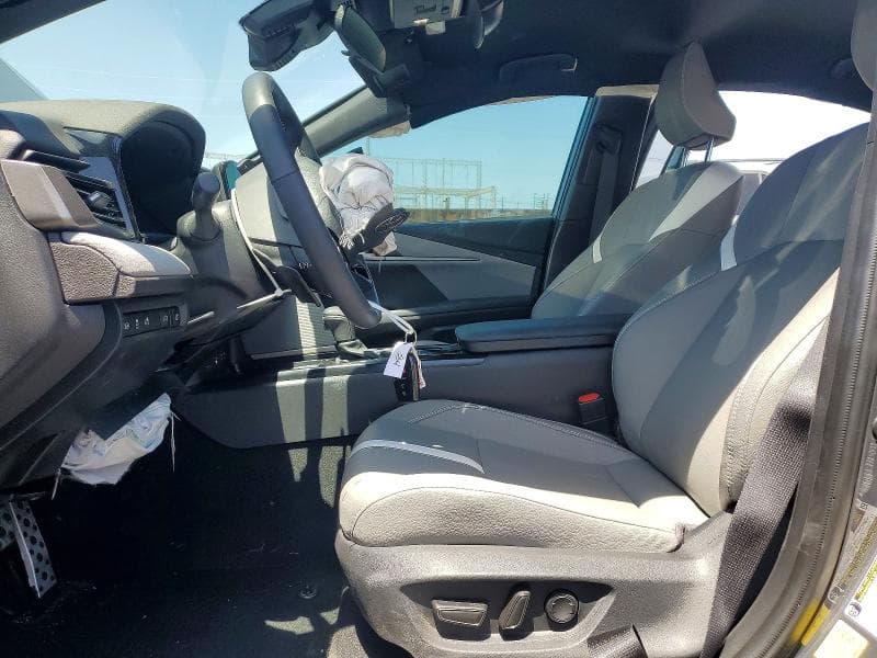 2025 TOYOTA CAMRY SE 7