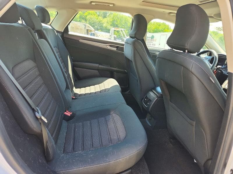 2019 FORD FUSION SE 10
