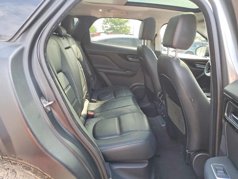 2018 JAGUAR F-PACE PRESTIGE 11