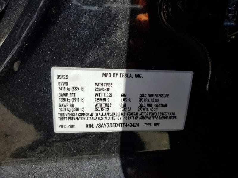 2026 TESLA MODEL Y 13
