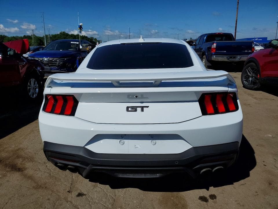 2026 FORD MUSTANG GT 6