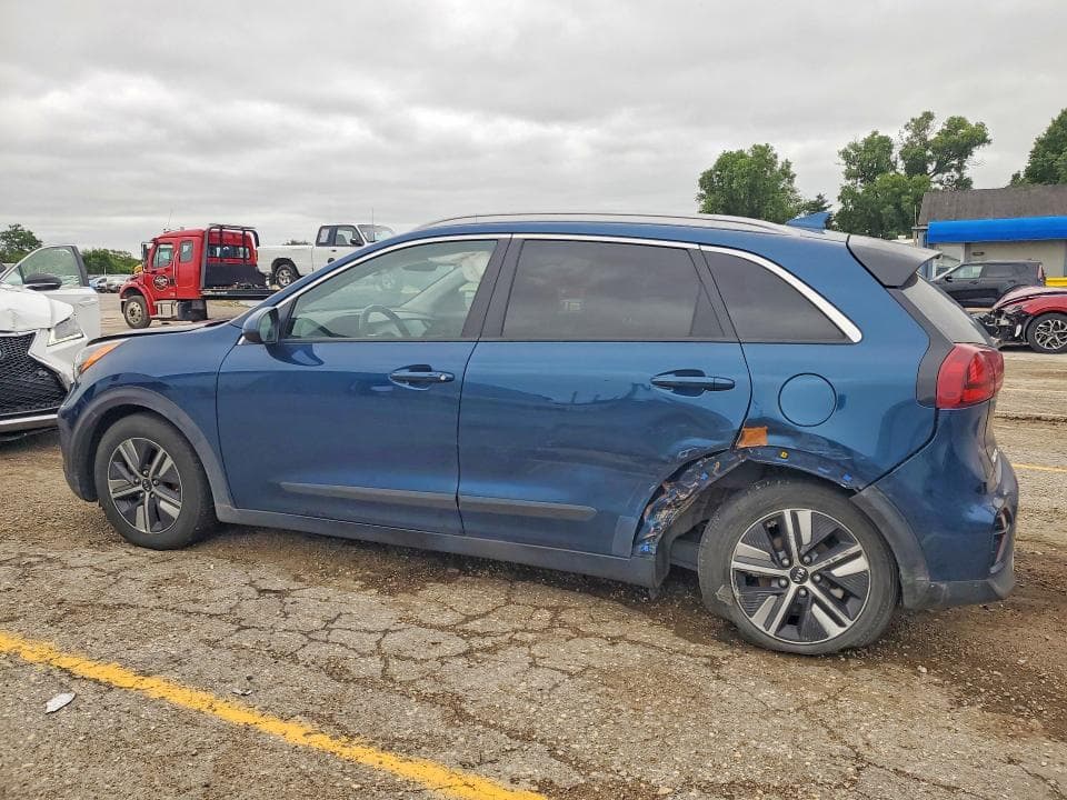2020 KIA NIRO LXS 2