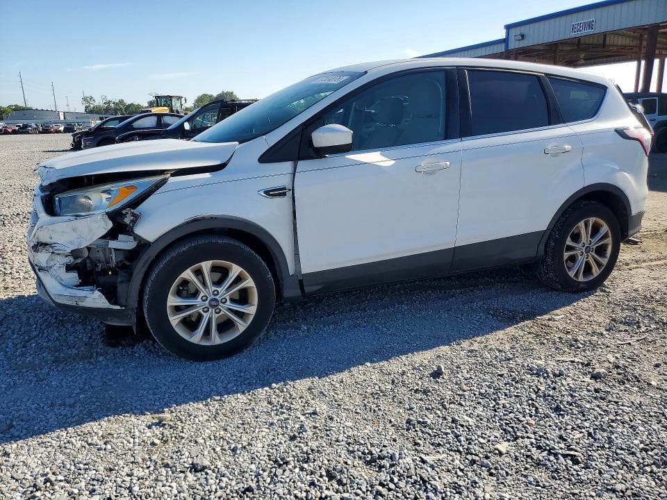 2017 FORD ESCAPE SE - 1