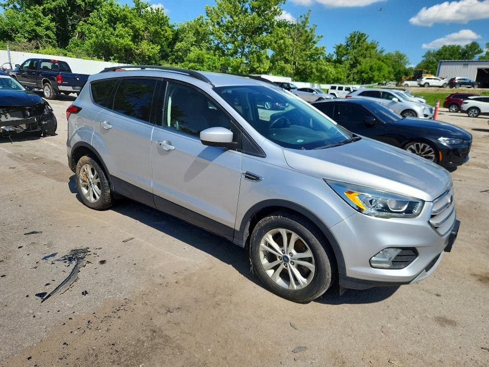2019 FORD ESCAPE SEL 4