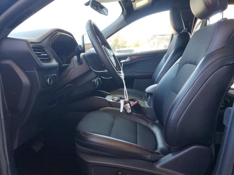 2025 FORD ESCAPE ST LINE 7