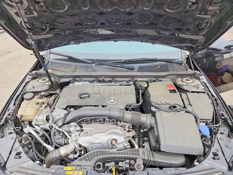 2019 MERCEDES-BENZ A 220 11