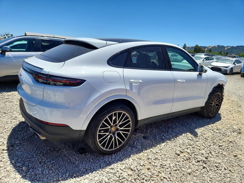 2022 PORSCHE CAYENNE COUPE 3