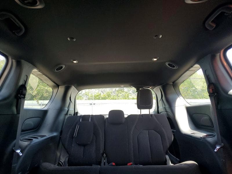 2022 CHRYSLER PACIFICA TOURING 10