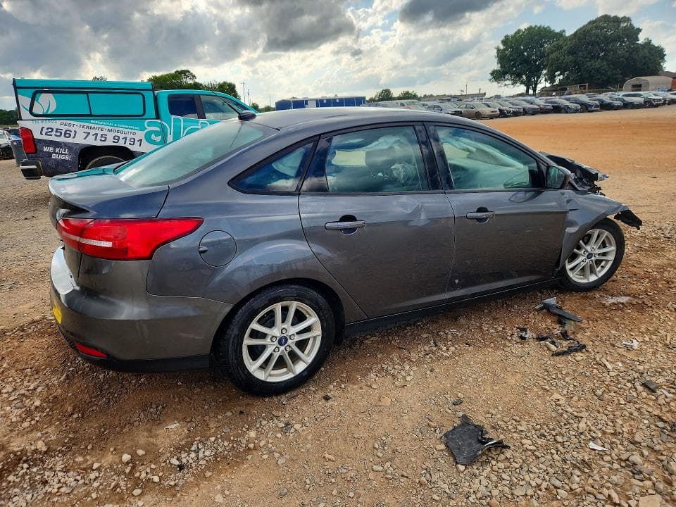 2018 FORD FOCUS SE 3