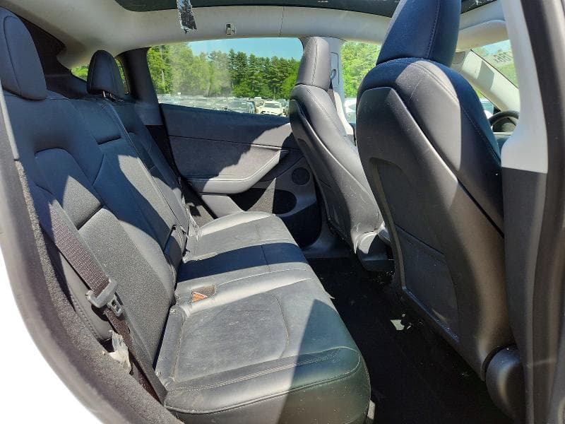 2023 TESLA MODEL Y 10