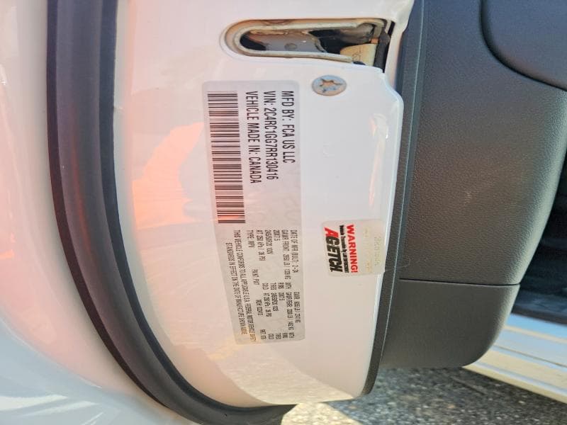 2024 CHRYSLER PACIFICA LIMITED 14