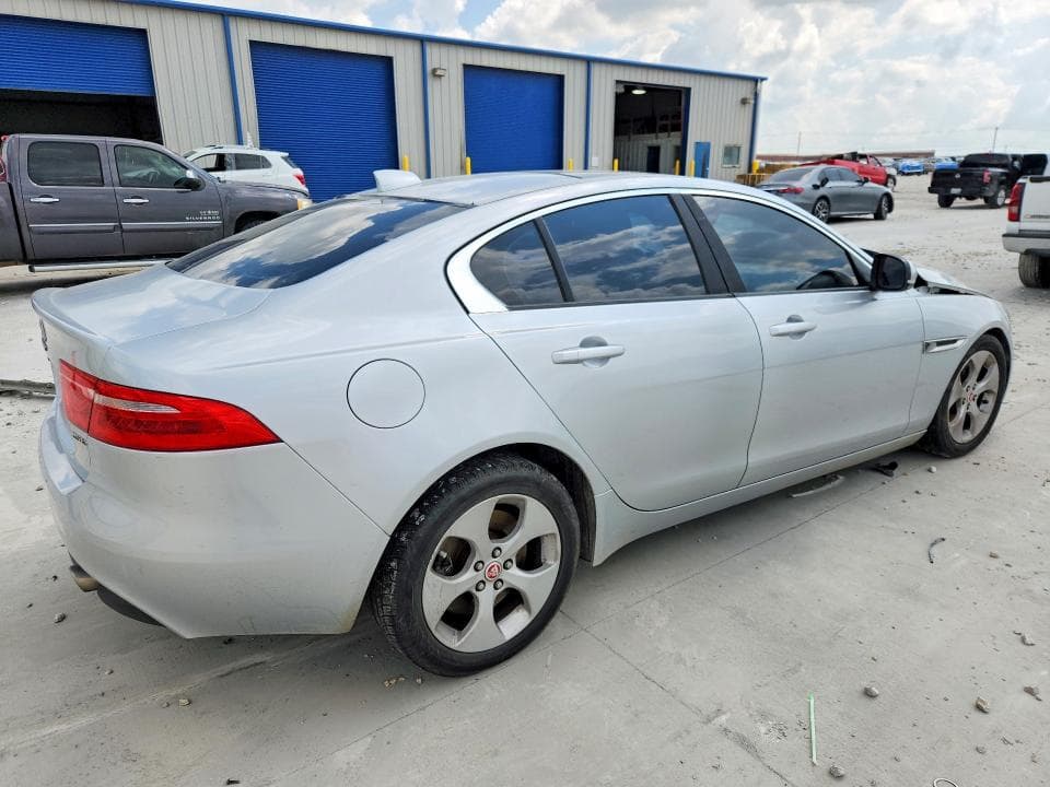 2017 JAGUAR XE 3
