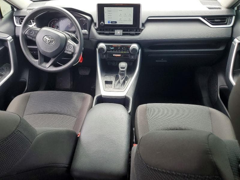 2025 TOYOTA RAV4 LE 8