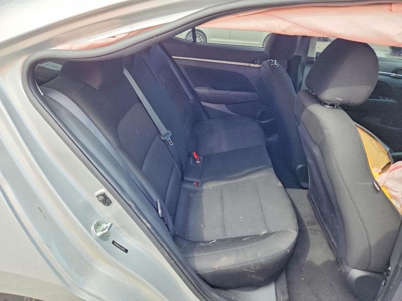 2020 HYUNDAI ELANTRA SEL 10