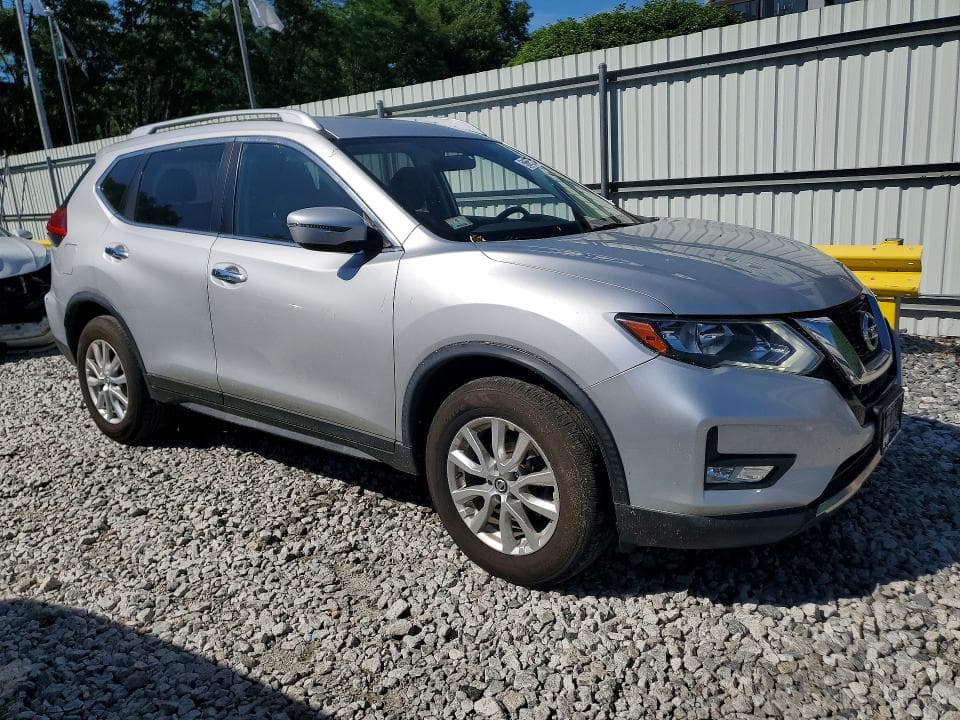 2017 NISSAN ROGUE SV 4