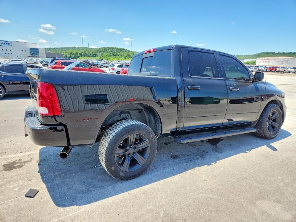 2020 RAM 1500 CLASSIC WARLOCK 3