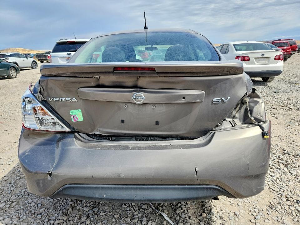 2017 NISSAN VERSA 1.6 SV 6