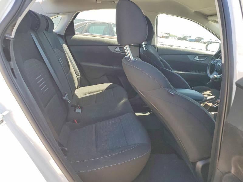 2021 KIA FORTE FE 10