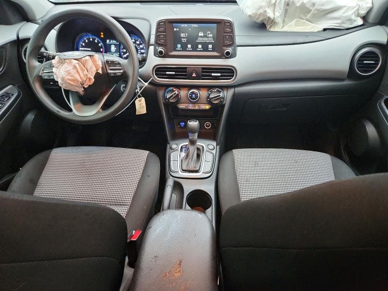 2021 HYUNDAI KONA SE 8