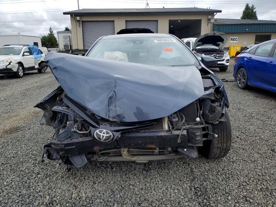 2018 TOYOTA COROLLA LE 5