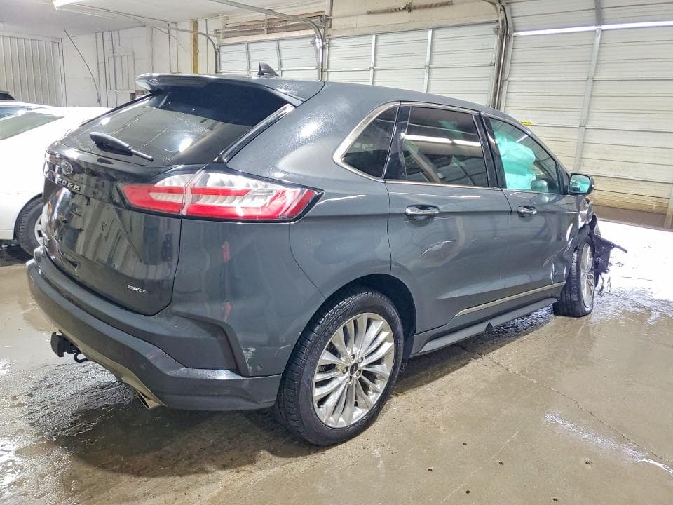 2021 FORD EDGE TITANIUM 3
