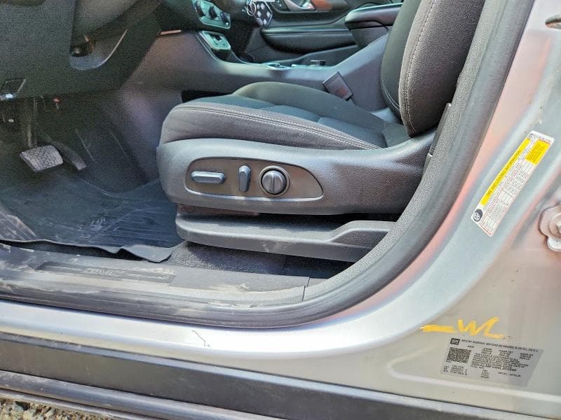 2022 GMC TERRAIN SLE 13
