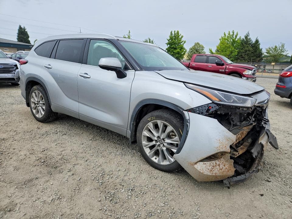 2023 TOYOTA HIGHLANDER LIMITED 4