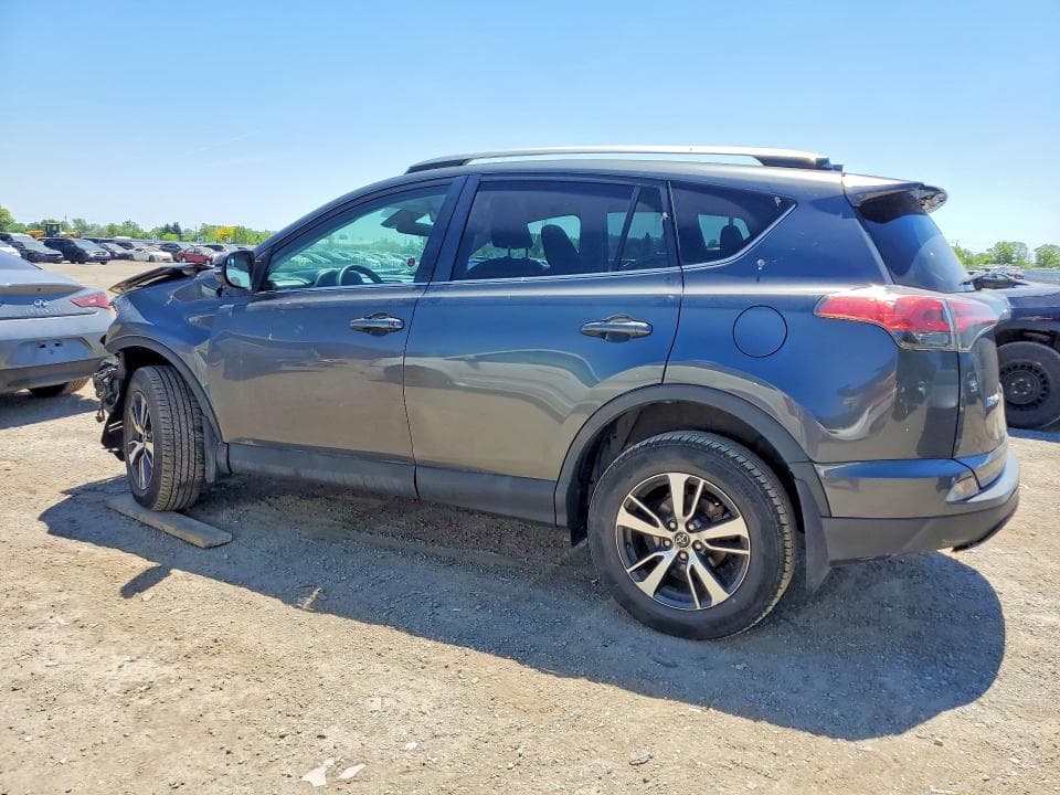 2018 TOYOTA RAV4 LE 2