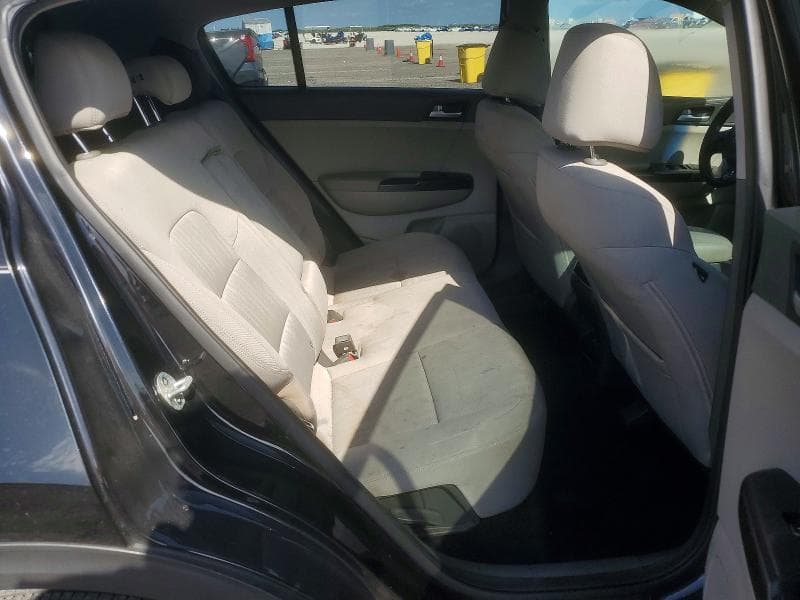2017 KIA SPORTAGE LX 11
