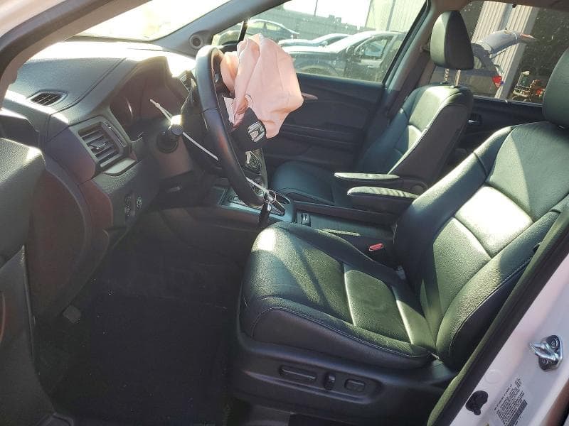 2021 HONDA PILOT SE 7