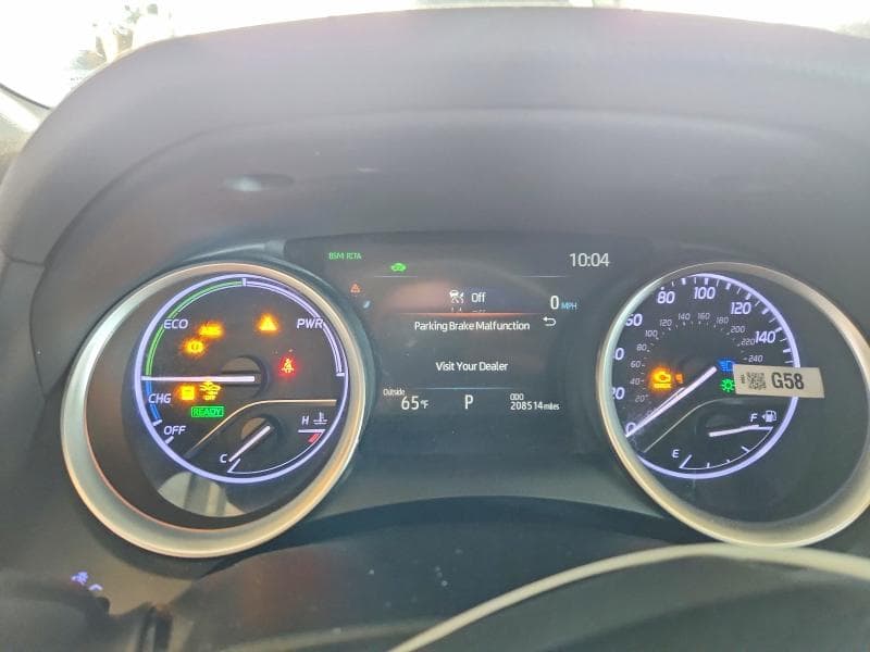2023 TOYOTA CAMRY XLE 9