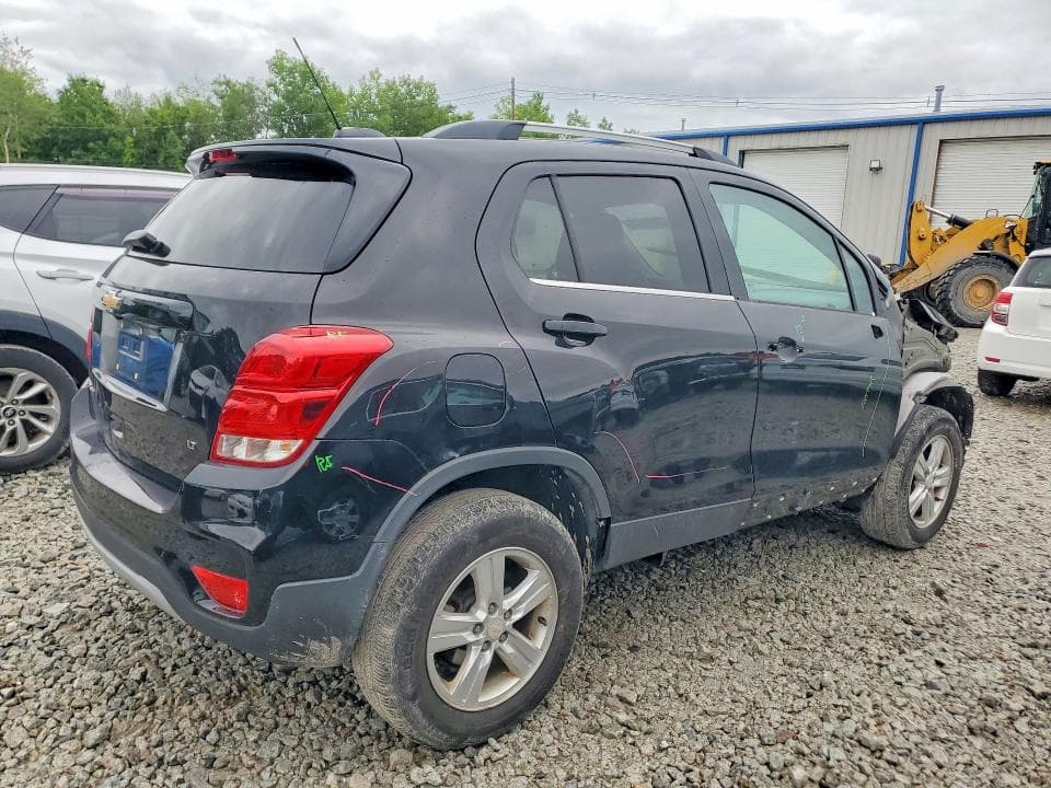 2018 CHEVROLET TRAX 1LT 3