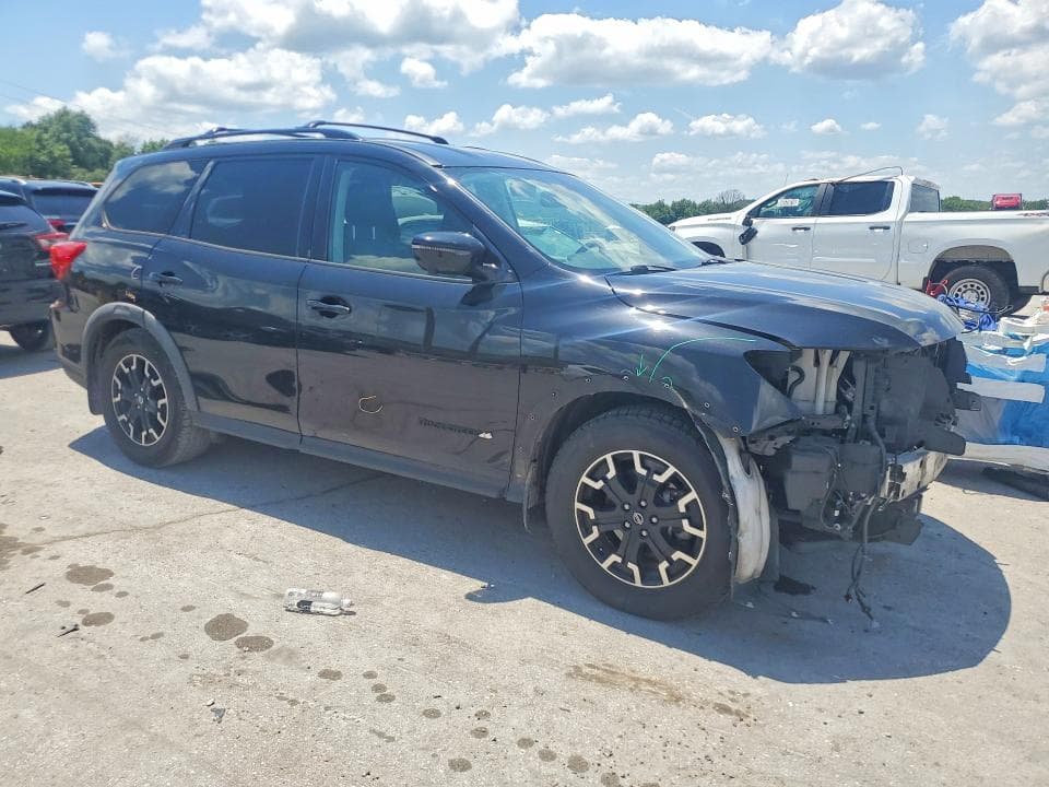 2019 NISSAN PATHFINDER SL 4