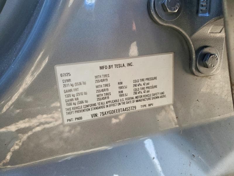 2026 TESLA MODEL Y 14