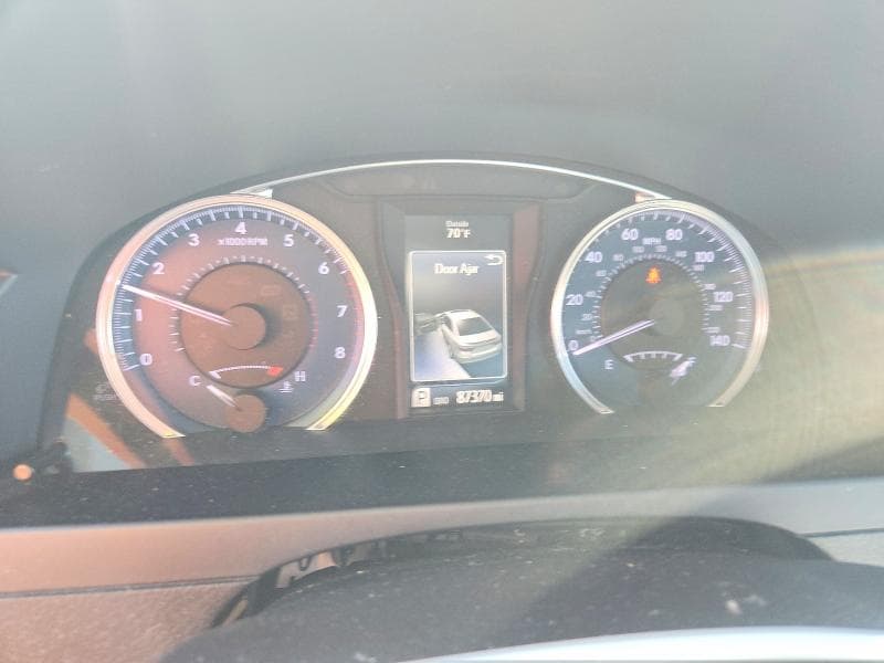 2017 TOYOTA CAMRY LE 9