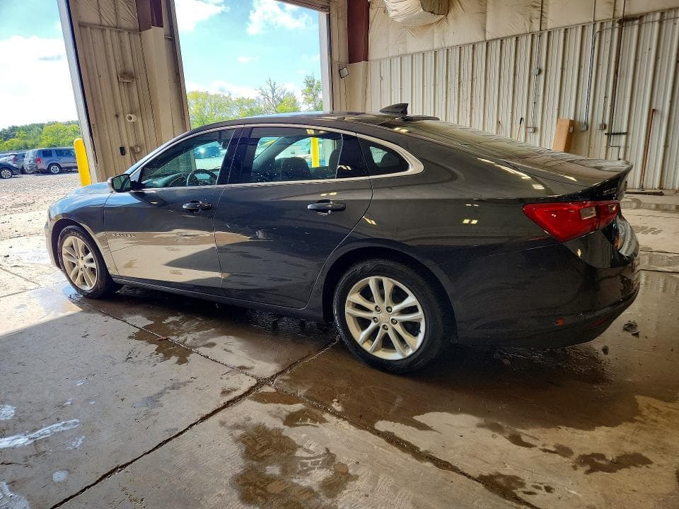 2017 CHEVROLET MALIBU LT 2