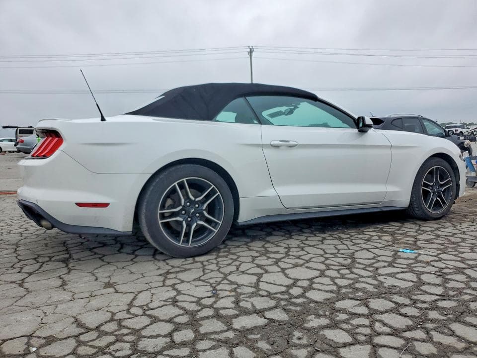 2018 FORD MUSTANG 3