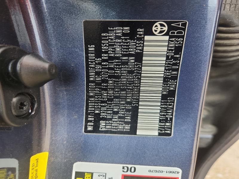 2017 TOYOTA COROLLA LE 12